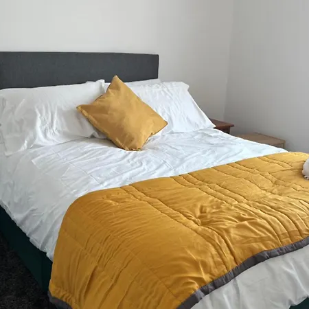 Eden Homez 28 Russell Road, Bs67ub Bed & Breakfast